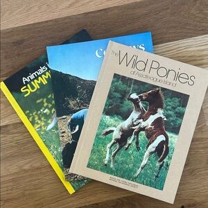 Set of Vintage Nat Geo Young Explorers Books